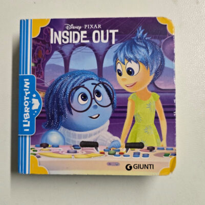 14233. Libriccino cartonato "Inside out"